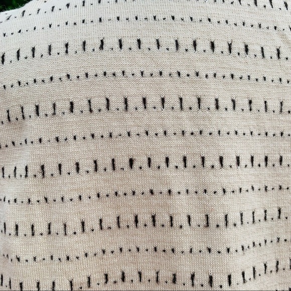 Stizzoli made in Italy sleeveless wool lace V-neck tank top 14 - Picture 4 of 9